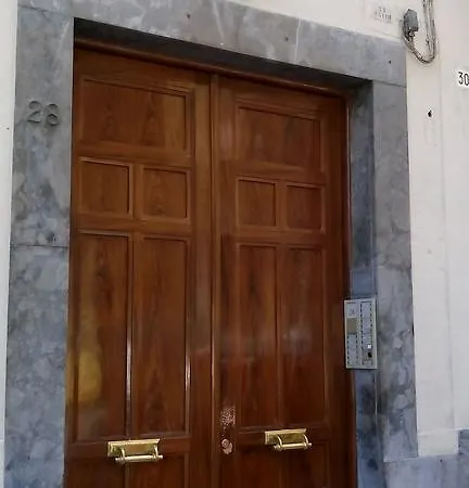 Del Centro *